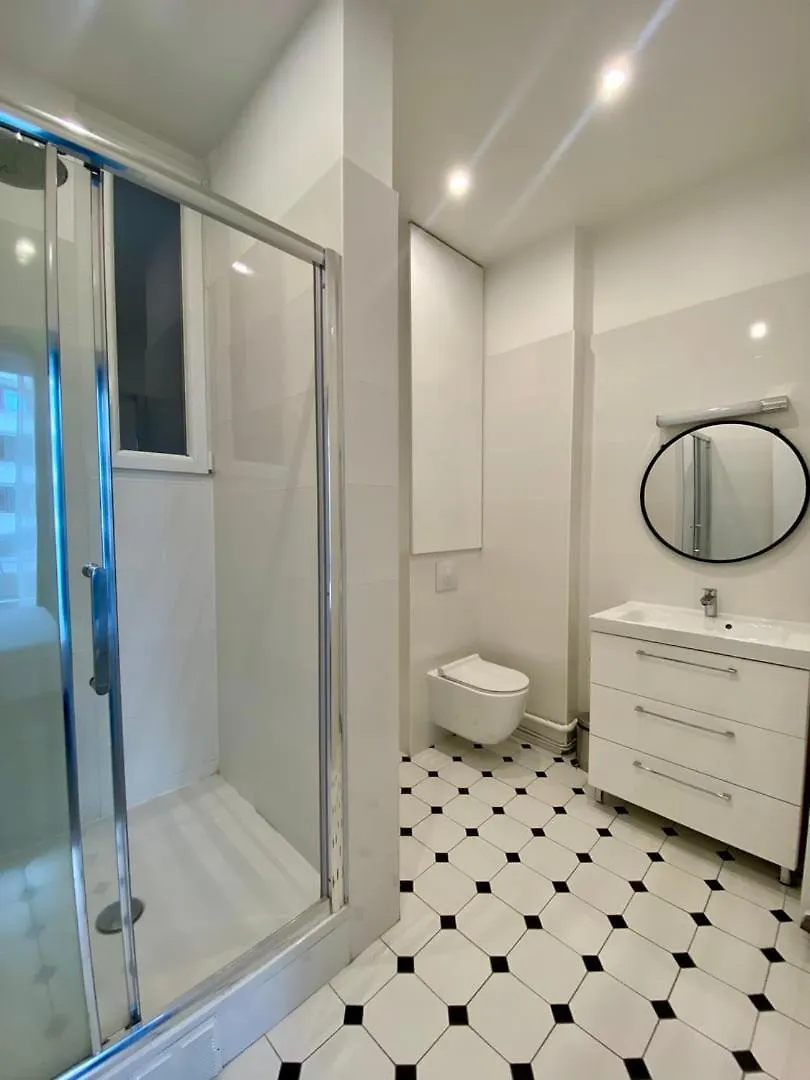 Appartement Lumineux Et Spacieux - 8P 파리 아파트